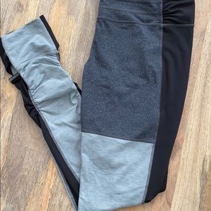 Lucy Gray Color Block Leggings